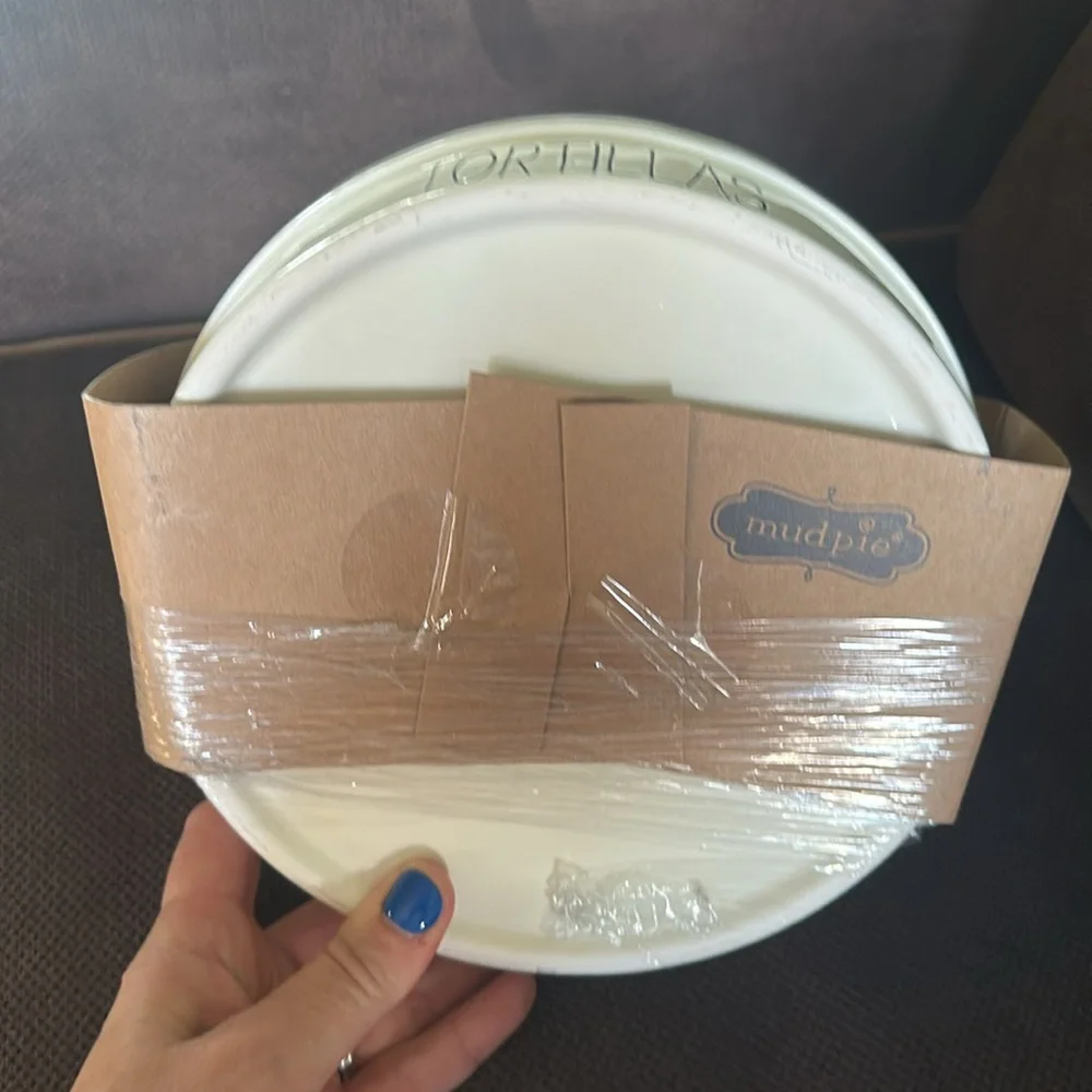 Rae Dunn White Tortilla Warmer/2 Taco Holders - Picture 3 of 3